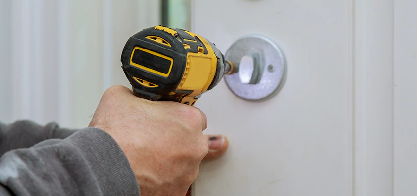 Street Locksmith For Smart Lock Repair in Corte Madera, CA